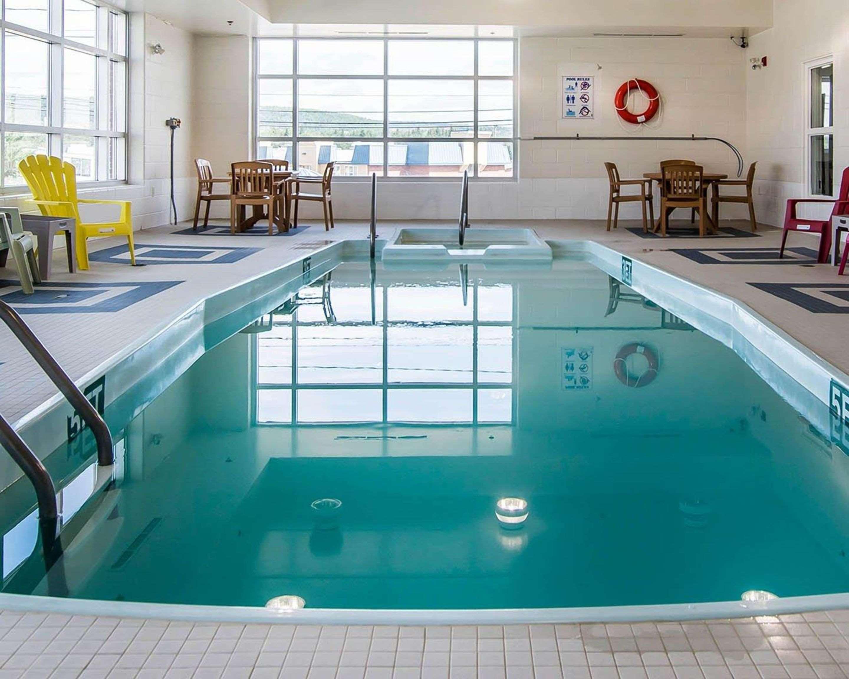Quality Inn Moncton Exterior foto