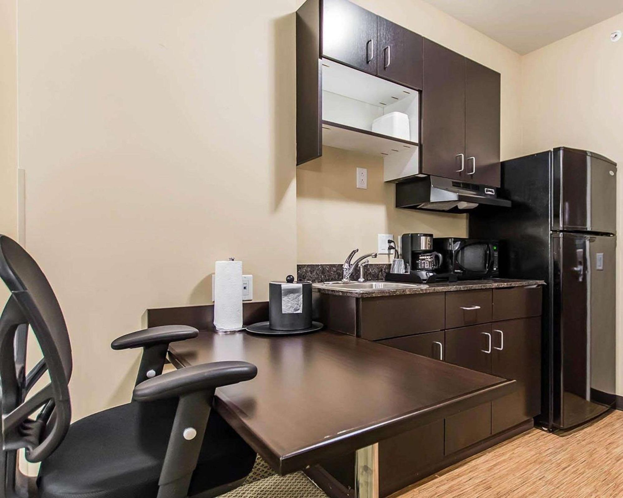 Quality Inn Moncton Exterior foto