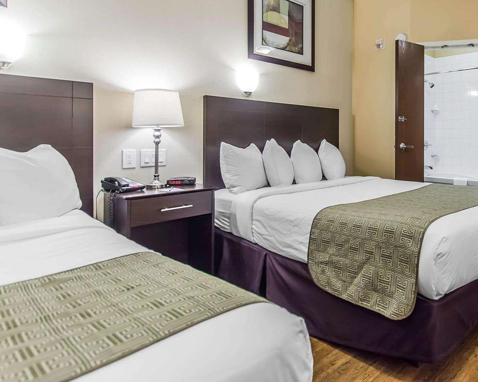 Quality Inn Moncton Exterior foto