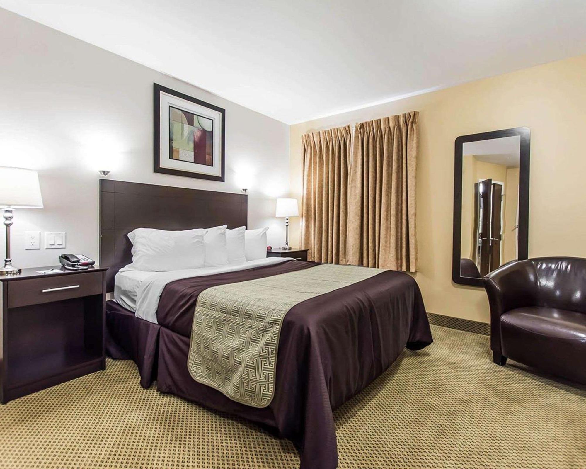 Quality Inn Moncton Exterior foto