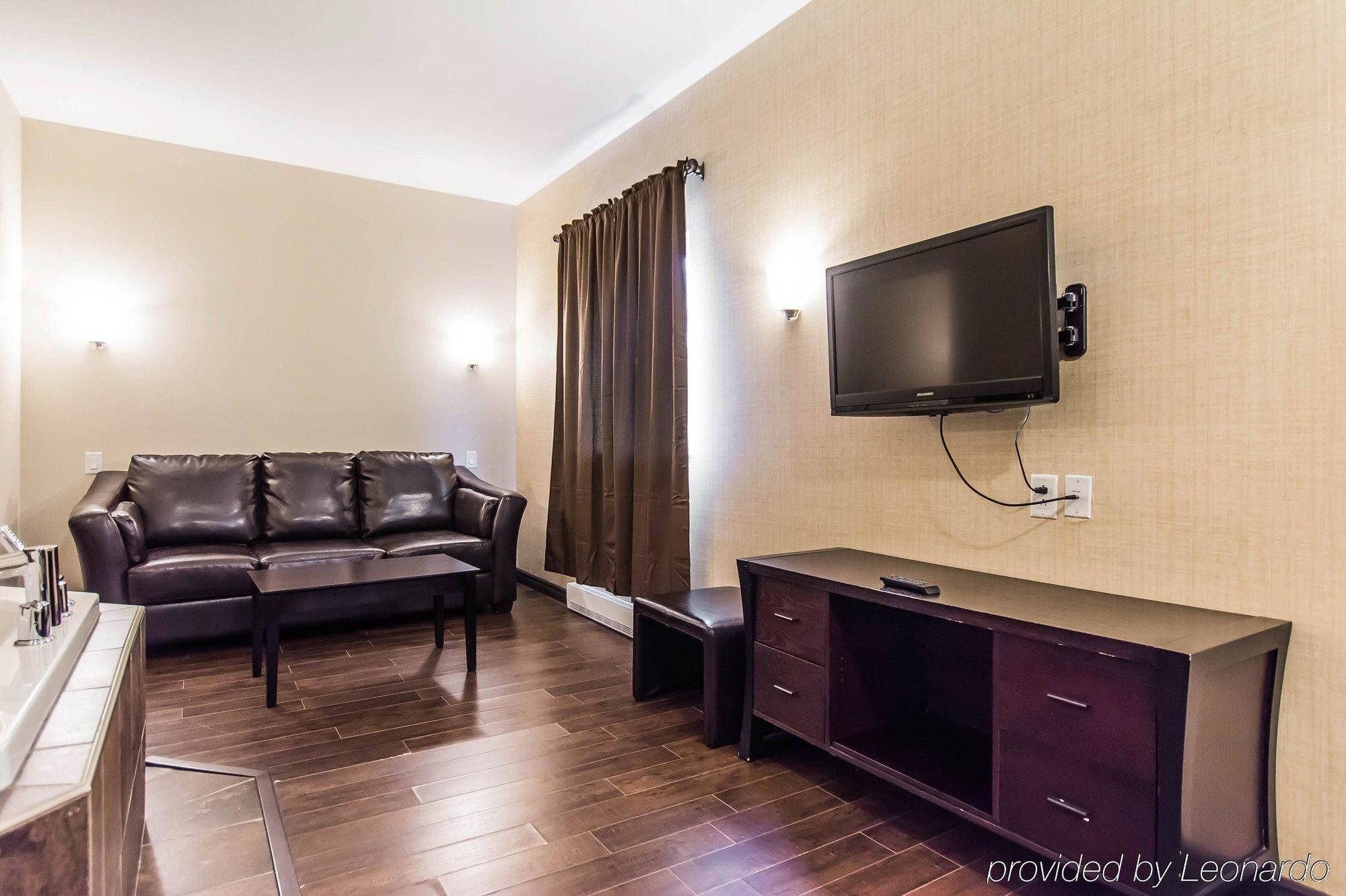 Quality Inn Moncton Exterior foto